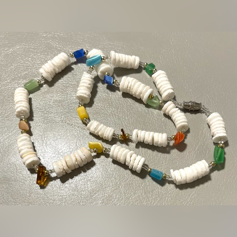 Necklace Rare White Shell and Colorful Quartz Mix Gemstones necklace